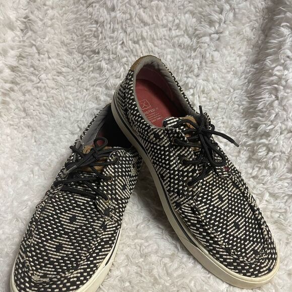 Twisted Black and Cream Geometric Patterned men’s Sneakers SZ11M - Picture 5 of 10
